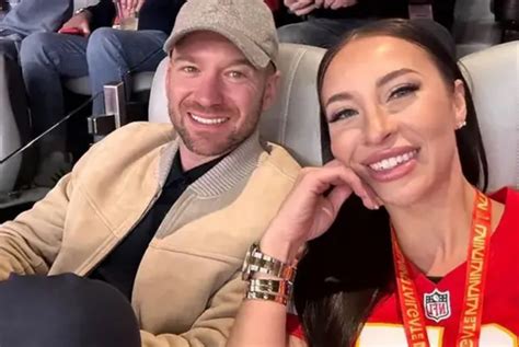 Hot Ones host Sean Evans breaks up with adult film star after 24。